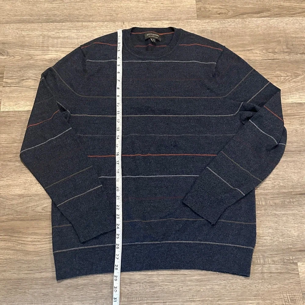 Banana Republic brand banana